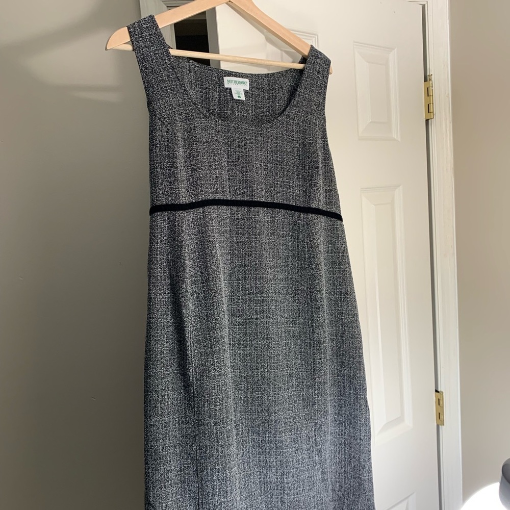 maternity dress.